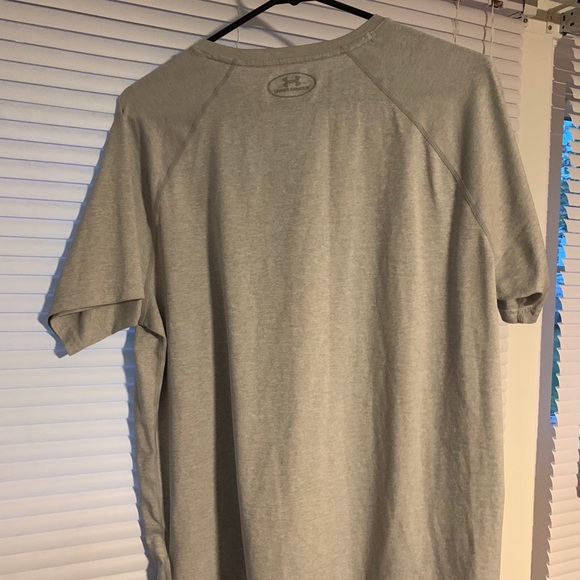 Under Armour Run Shirt - Picture 4 of 5